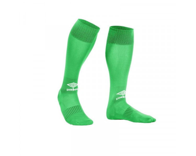 Calcetines de fútbol portero primera Equipación UE Olot Umbro Joy en color verde.